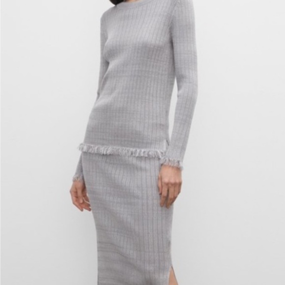 Club Monaco sweater and skirt set - Picture 2 of 9